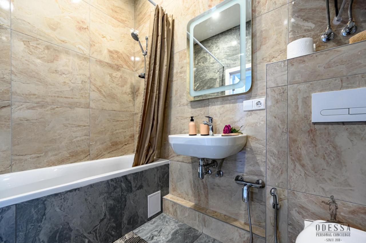 City Center New House 오데사 외부 사진